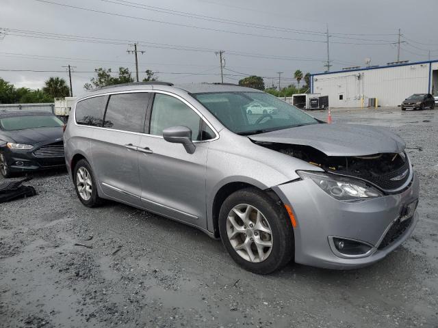 Photo 4 from auction – 2017 CHRYSLER PACIFICA T with VIN 2C4RC1BG3HR769737
