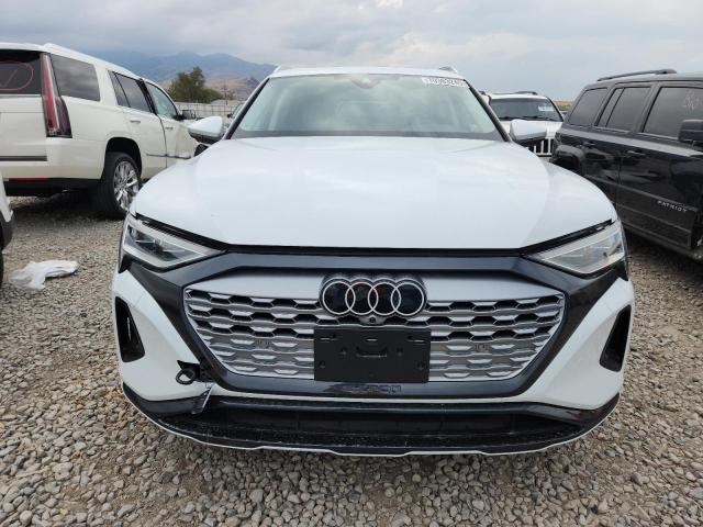 Photo 5 from auction – 2024 AUDI Q8 E-TRON PREMIUM PLUS with VIN WA15AAGEXRB034694