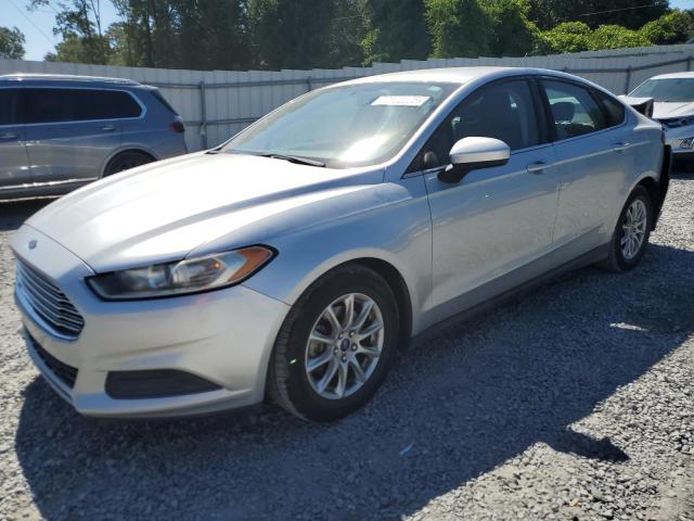 FORD FUSION S 2015 with VIN 3FA6P0G72FR171372 - Photo from auction
