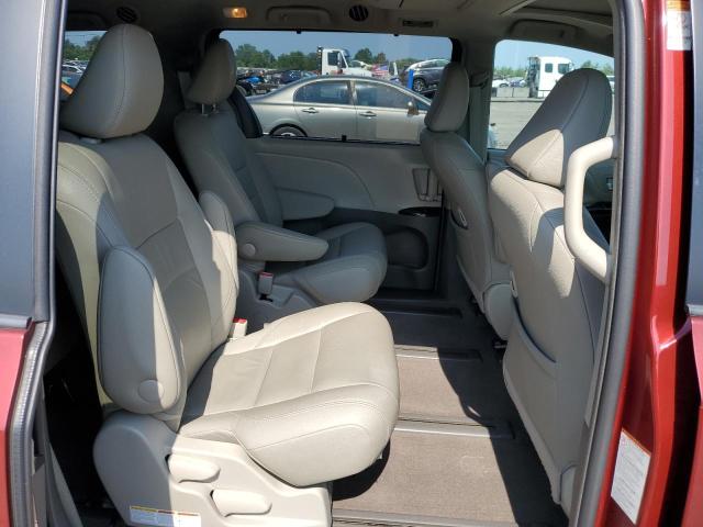 Photo 11 from auction – 2017 TOYOTA SIENNA XLE with VIN 5TDDZ3DC1HS166680