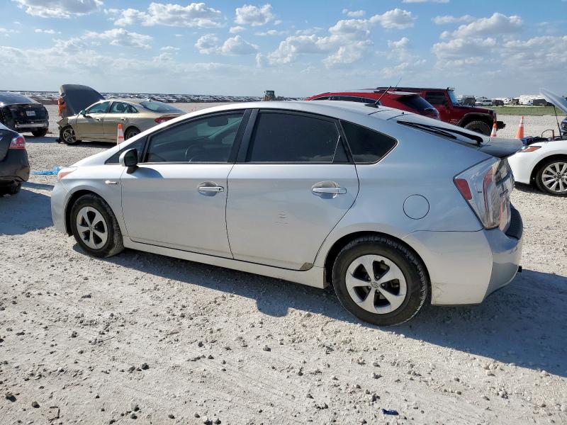 Photo 2 from auction – 2013 TOYOTA PRIUS with VIN JTDKN3DU7D5557540