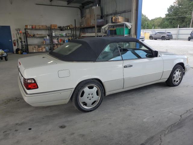 Photo 3 from auction – 1995 MERCEDES-BENZ E 320 with VIN WDBEA66E1SC282321