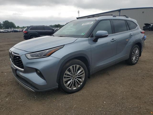 TOYOTA HIGHLANDER 2021 with VIN 5TDFZRBH6MS061539 - Photo from auction
