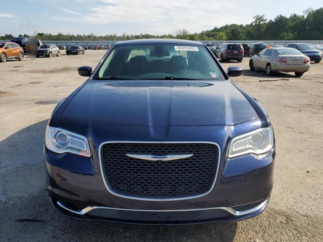 Photo 5 from auction – 2017 CHRYSLER 300 LIMITE with VIN 2C3CCAAG0HH521740