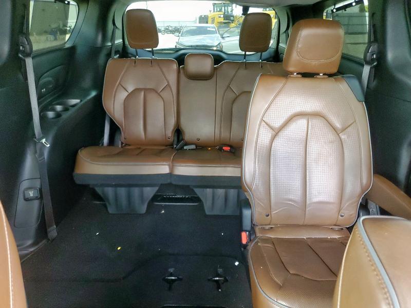 Photo 10 from auction – 2017 CHRYSLER PACIFICA L with VIN 2C4RC1GG2HR837034