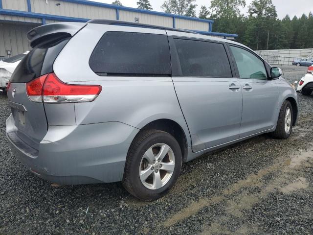 Photo 3 from auction – 2011 TOYOTA SIENNA BASE with VIN 5TDKA3DC4BS007125