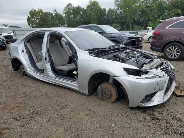 Photo 4 from auction – 2016 LEXUS IS 300 with VIN JTHCM1D25G5002826