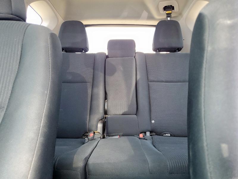Photo 10 from auction – 2018 TOYOTA RAV4 LE with VIN 2T3ZFREVXJW446331
