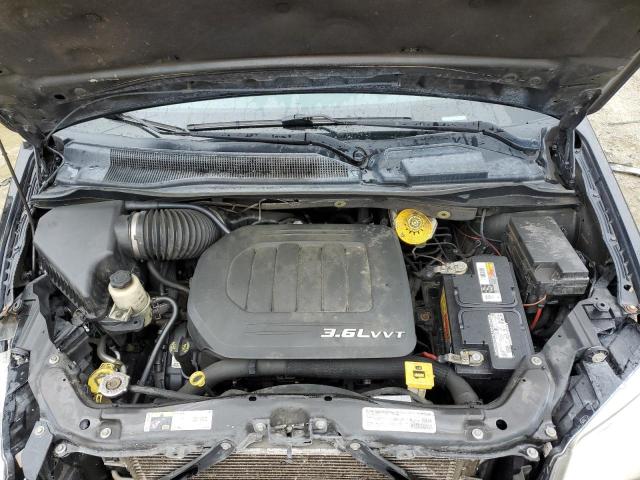 Photo 12 from auction – 2014 CHRYSLER TOWN & COU with VIN 2C4RC1BG1ER325588