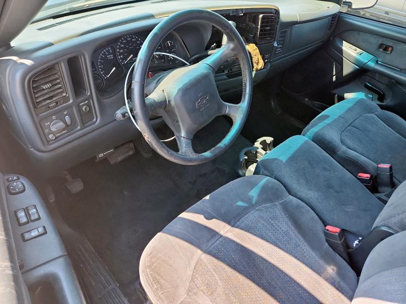 Photo 8 from auction – 2002 CHEVROLET SILVERADO with VIN 1GCEC14VX2Z165710