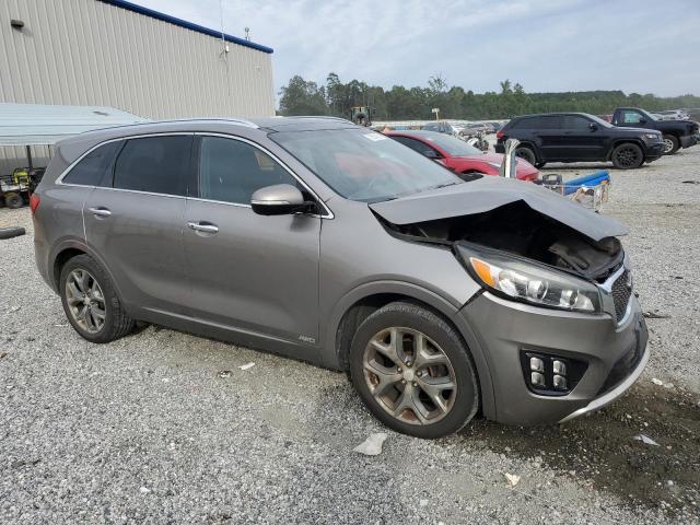Photo 4 from auction – 2016 KIA SORENTO SX with VIN 5XYPKDA10GG012550