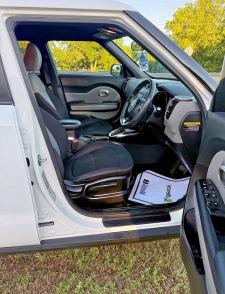 Photo 5 from auction – 2015 KIA SOUL with VIN KNDJN2A26F7235505
