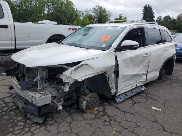 TOYOTA HIGHLANDER 2018 with VIN 5TDJZRFH3JS844138 - Photo from auction