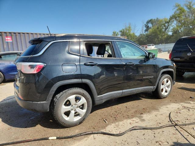 Photo 3 from auction – 2020 JEEP COMPASS LA with VIN 3C4NJDBB3LT168778
