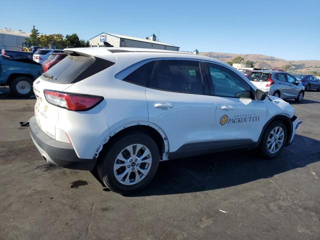 Photo 3 from auction – 2022 FORD ESCAPE SE with VIN 1FMCU0G66NUB87560