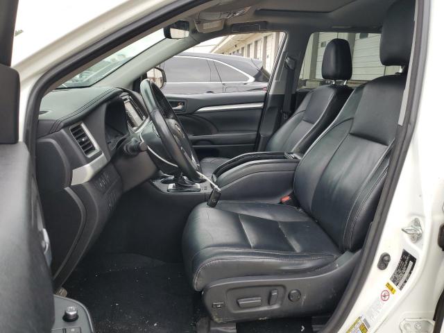 Photo 7 from auction – 2018 TOYOTA HIGHLANDER with VIN 5TDJZRFH1JS816984
