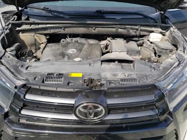Photo 12 from auction – 2019 TOYOTA HIGHLANDER with VIN 5TDJZRFH0KS587327