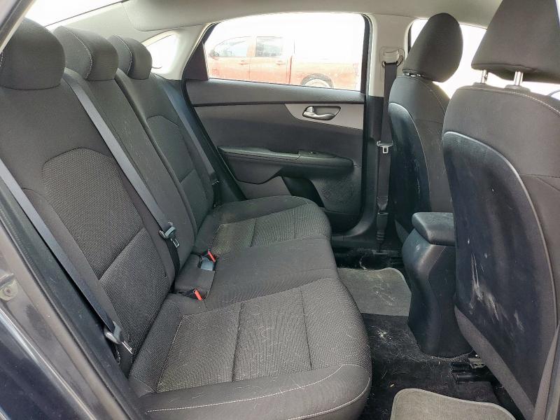 Photo 10 from auction – 2019 KIA FORTE FE with VIN 3KPF24AD9KE090997
