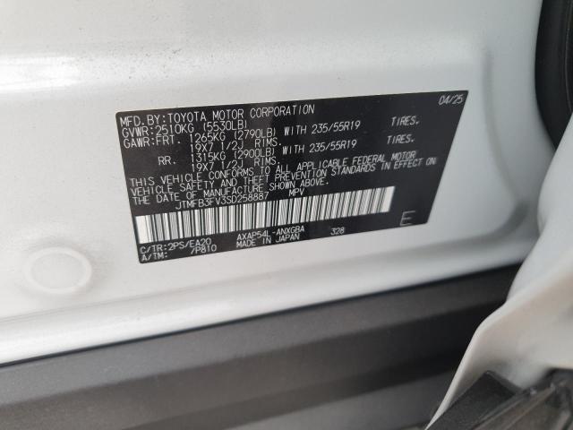 Photo 14 from auction – 2025 TOYOTA RAV4 XSE with VIN JTMFB3FV3SD258887