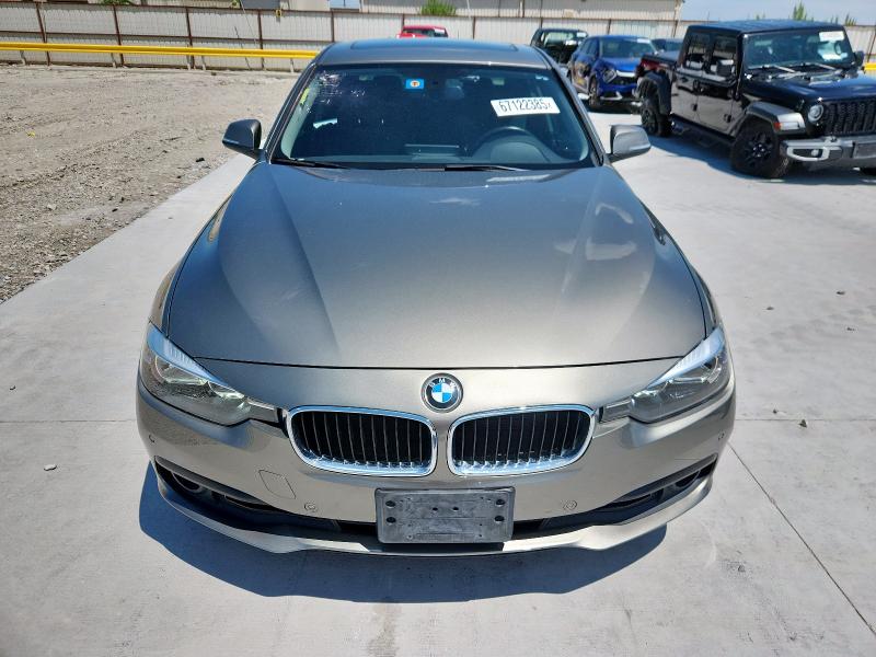 Photo 5 from auction – 2016 BMW 320 I with VIN WBA8E1G51GNT38173