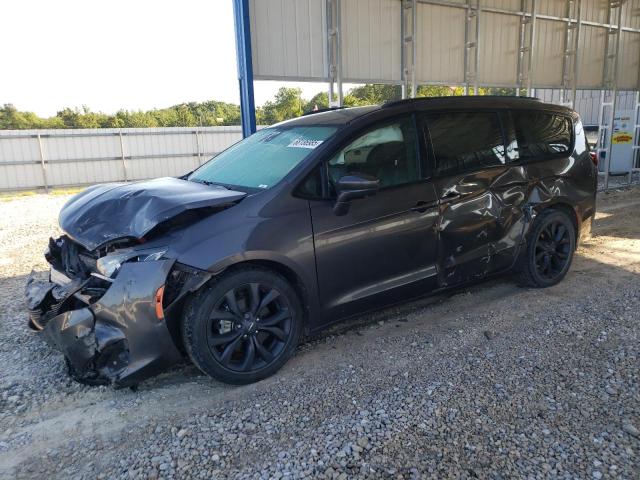 CHRYSLER PACIFICA TOURING L PLUS 2019 with VIN 2C4RC1EG0KR666827 - Photo from auction