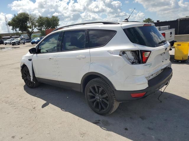 Photo 2 from auction – 2019 FORD ESCAPE SE with VIN 1FMCU0GD9KUB95291