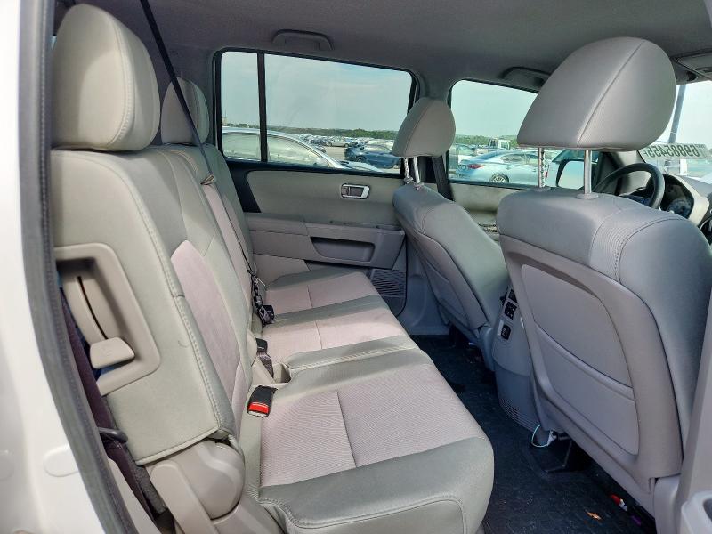 Photo 11 from auction – 2015 HONDA PILOT EX with VIN 5FNYF3H4XFB032040