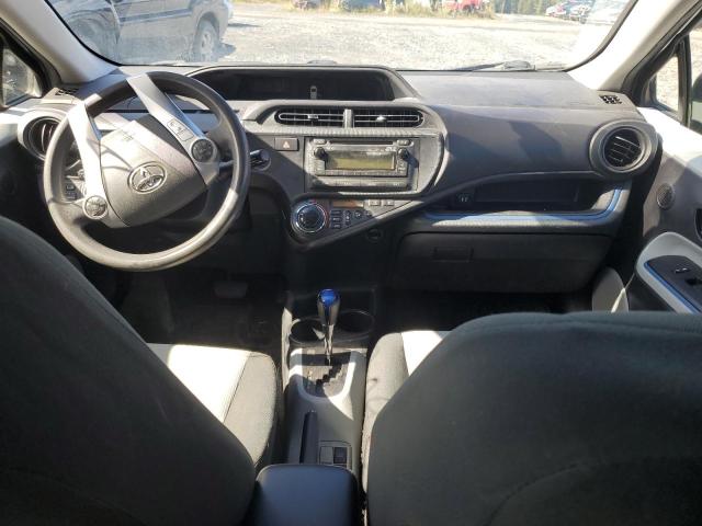 Photo 8 from auction – 2013 TOYOTA PRIUS C with VIN JTDKDTB33D1536981