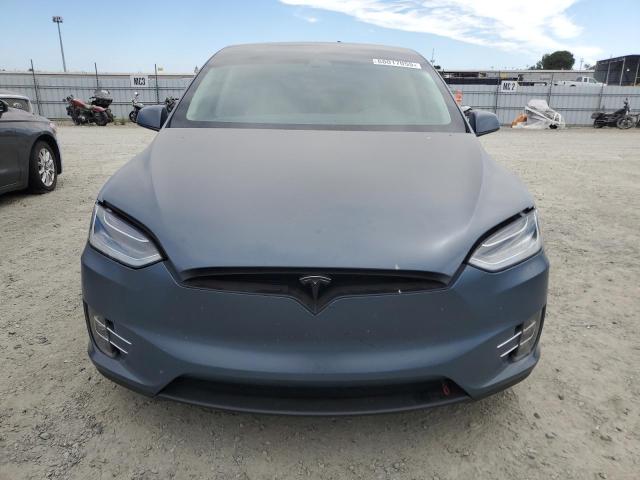 Photo 5 from auction – 2017 TESLA MODEL X with VIN 5YJXCAE23HF050488