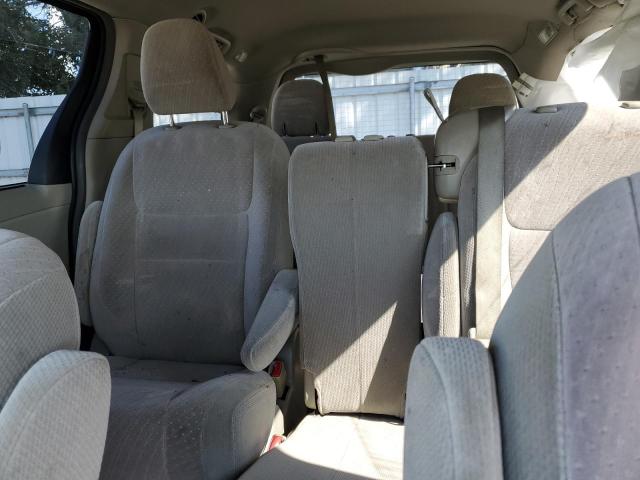 Photo 10 from auction – 2018 TOYOTA SIENNA LE with VIN 5TDKZ3DC7JS952822