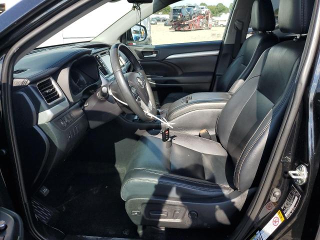 Photo 7 from auction – 2019 TOYOTA HIGHLANDER with VIN 5TDJZRFH5KS624288