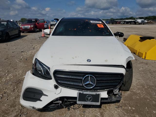 Photo 5 from auction – 2017 MERCEDES-BENZ E 300 with VIN WDDZF4JB3HA041893