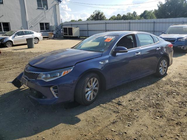 KIA OPTIMA EX 2017 z numerem VIN 5XXGU4L33HG174705 - Zdjęcie z aukcji