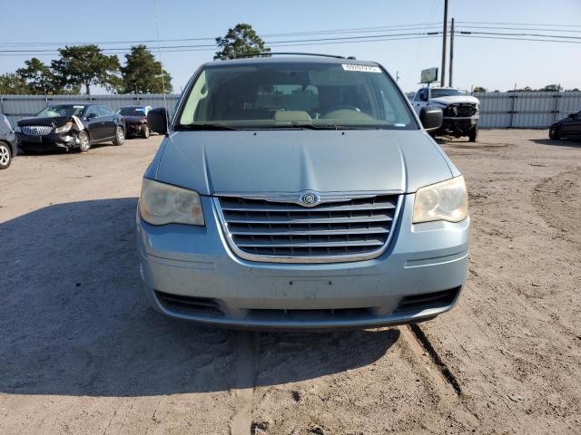 Photo 5 from auction – 2010 CHRYSLER TOWN & COU with VIN 2A4RR4DE8AR155570