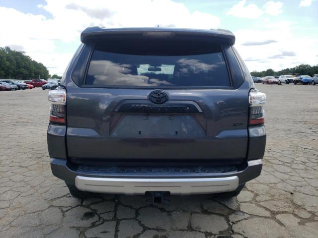 Photo 6 from auction – 2018 TOYOTA 4RUNNER TR with VIN JTEBU5JR5J5492502