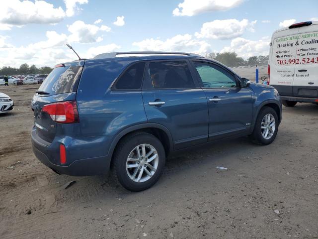 Photo 3 from auction – 2015 KIA SORENTO LX with VIN 5XYKTCA68FG607397