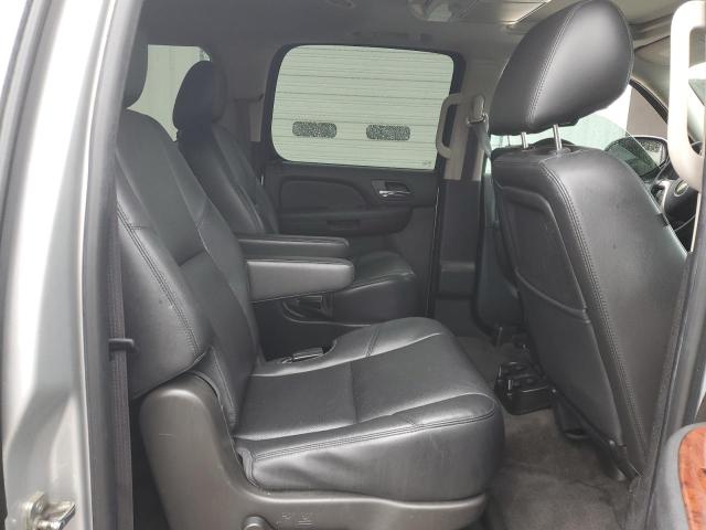 Photo 11 from auction – 2014 CHEVROLET SUBURBAN C with VIN 1GNSCKE05ER164696