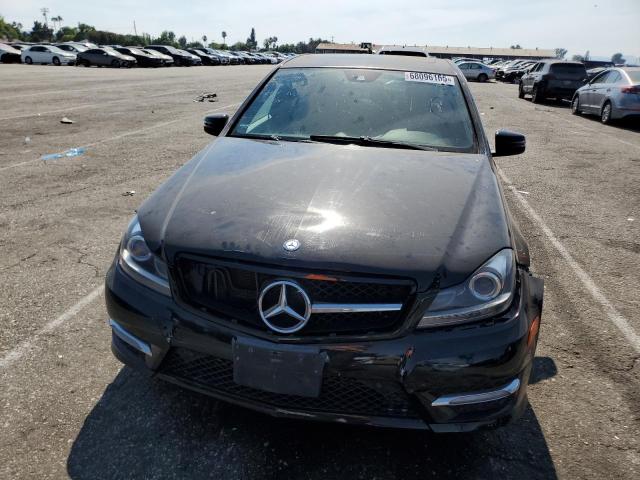 Photo 5 from auction – 2012 MERCEDES-BENZ C with VIN WDDGF4HB9CA625303