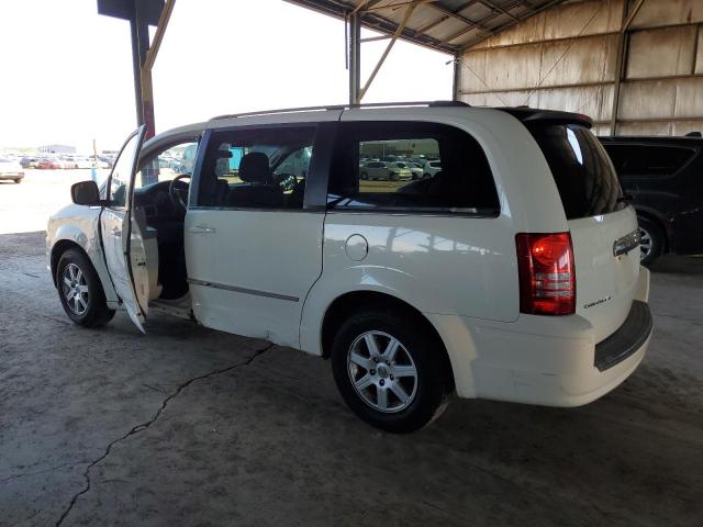 Photo 2 from auction – 2010 CHRYSLER TOWN & COU with VIN 2A4RR5D16AR337397