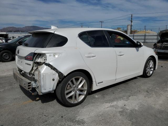 Photo 3 from auction – 2015 LEXUS CT 200 with VIN JTHKD5BH0F2217332