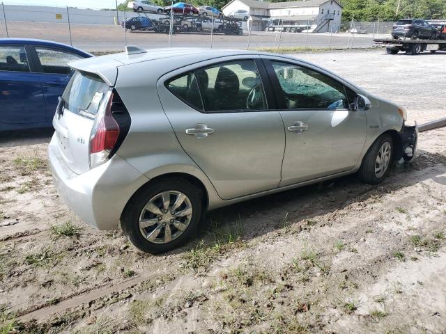 Photo 3 from auction – 2015 TOYOTA PRIUS C with VIN JTDKDTB35F1105254
