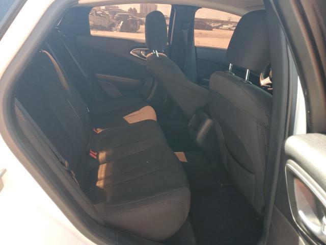 Photo 10 from auction – 2016 CHRYSLER 200 LIMITE with VIN 1C3CCCAB4GN157716