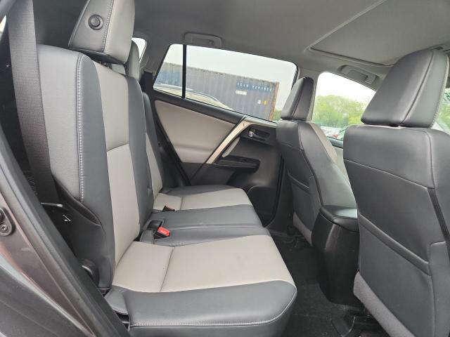 Photo 11 from auction – 2015 TOYOTA RAV4 LIMIT with VIN 2T3DFREV1FW291136