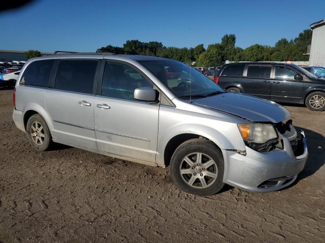 Photo 4 from auction – 2012 CHRYSLER TOWN & COU with VIN 2C4RC1BG3CR301192