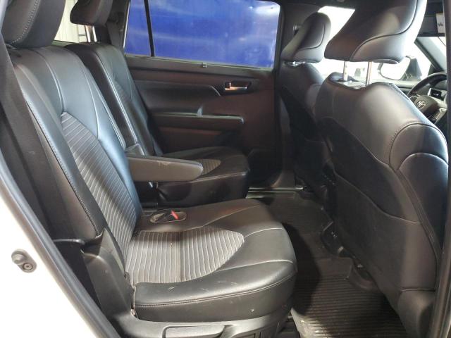 Photo 11 from auction – 2021 TOYOTA HIGHLANDER with VIN 5TDLZRBH3MS056530