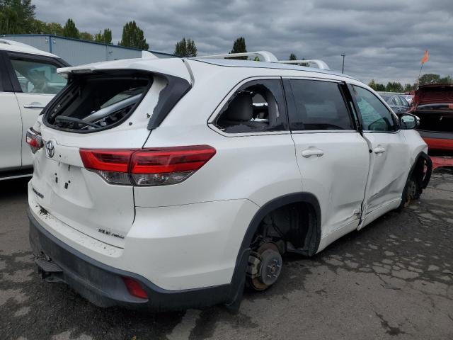 Photo 3 from auction – 2018 TOYOTA HIGHLANDER with VIN 5TDJZRFH3JS844138