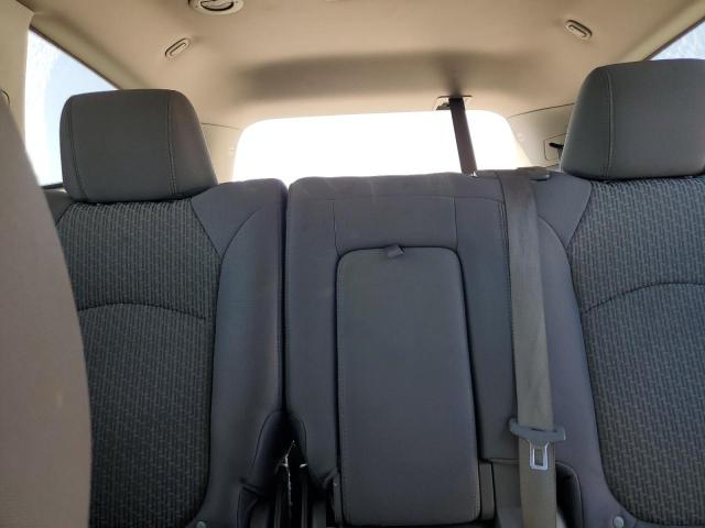Photo 10 from auction – 2010 CHEVROLET TRAVERSE L with VIN 1GNLRFED8AS100748