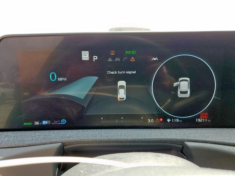 Photo 9 from auction – 2023 KIA EV6 LIGHT with VIN KNDC34LA1P5105787