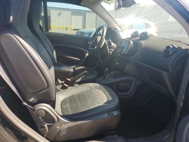 Photo 10 from auction – 2018 SMART FORTWO with VIN WMEFK9BA9JK268924