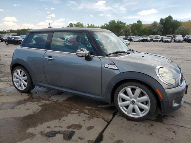 Photo 4 from auction – 2010 MINI COOPER S with VIN WMWMF7C5XATX42757